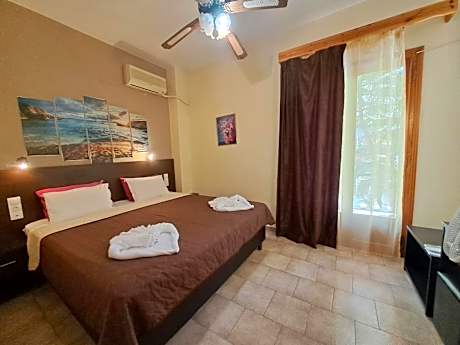 Studio with Garden View (2 Adults)