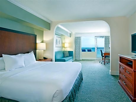 Junior King Suite with Sofa Bed