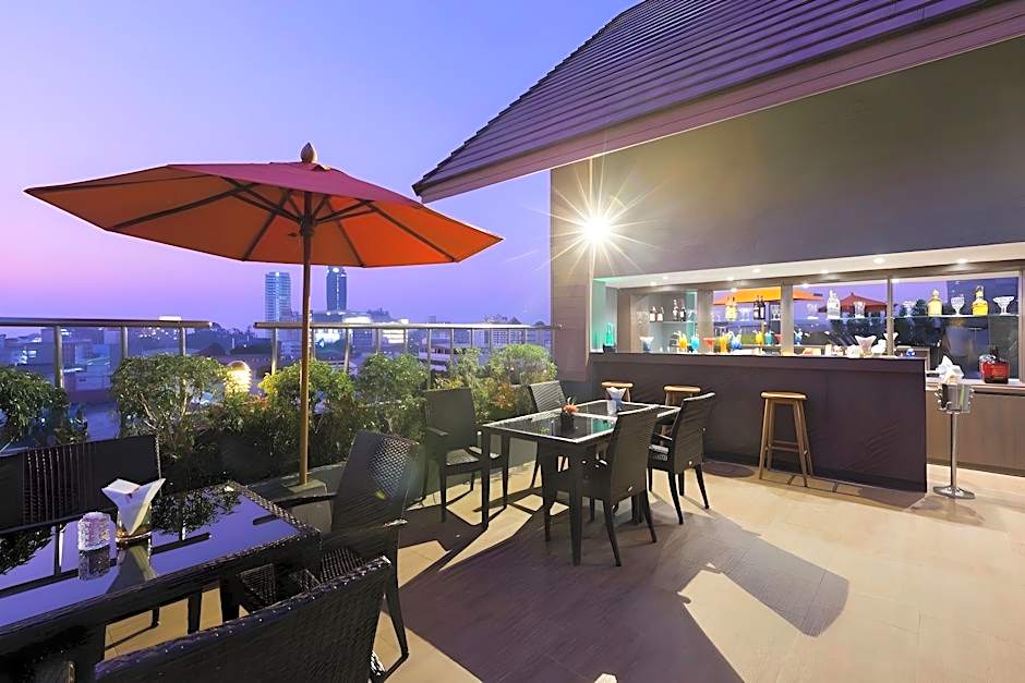 Adelphi Pattaya Hotel