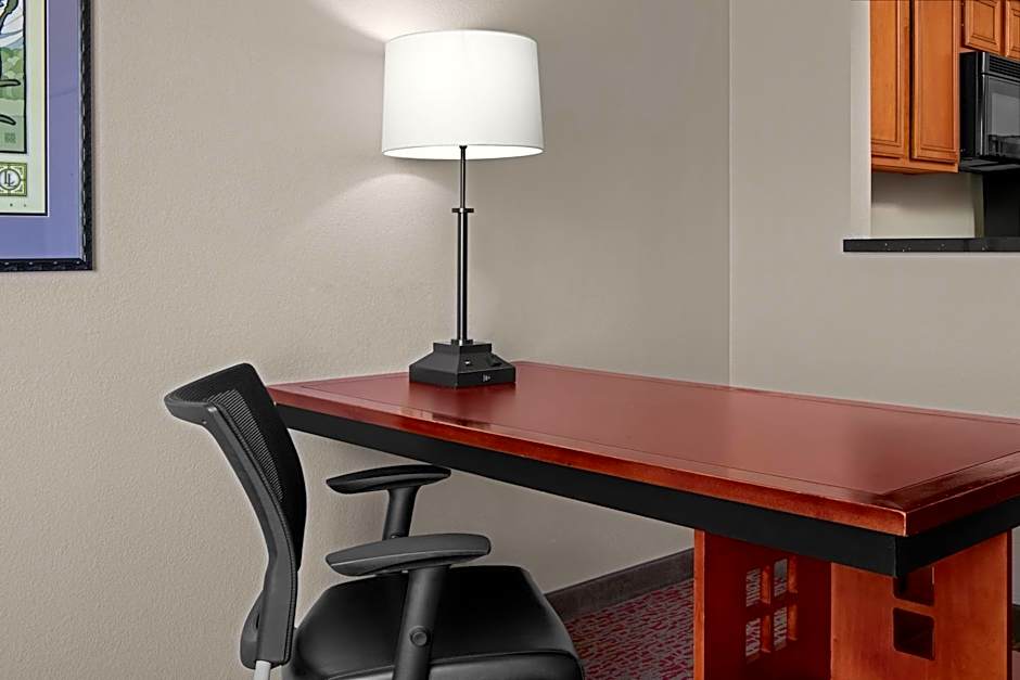 Larkspur Landing Campbell - An All-Suite Hotel