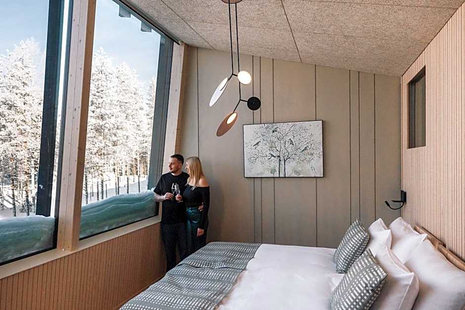 Nova Skyland Hotel