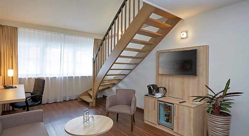 Sunday Hotel Stuttgart Herrenberg