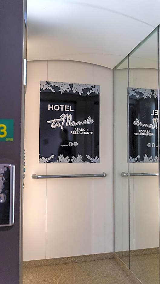 Hotel · Restaurante Asador Tio Manolo
