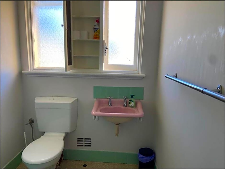 1BR Apt 2 min away from Fremantle Hospital - Hosted by Canstay