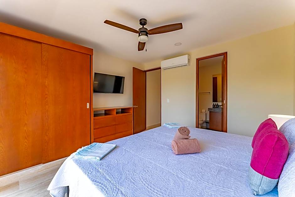 Luxury Apt Gym Jacuzzi WIFI Starlink