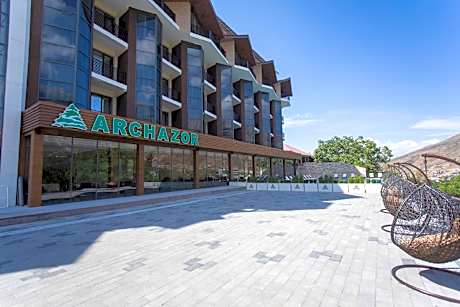 ARCHAZOR Mountain Resort