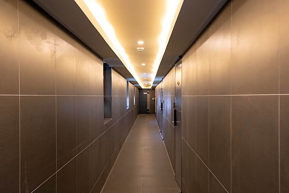 NINE HOTEL