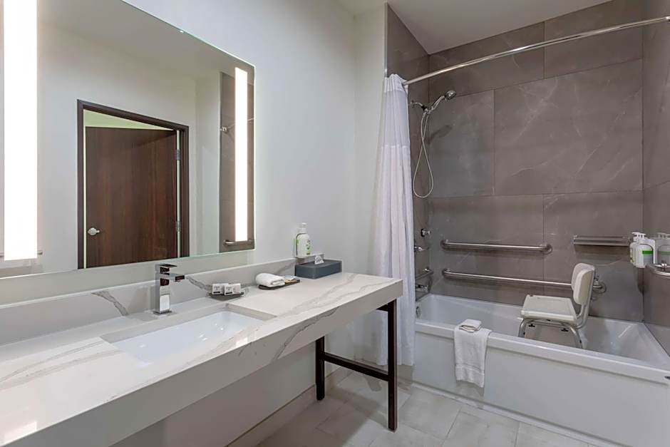 La Quinta Inn & Suites by Wyndham Galt