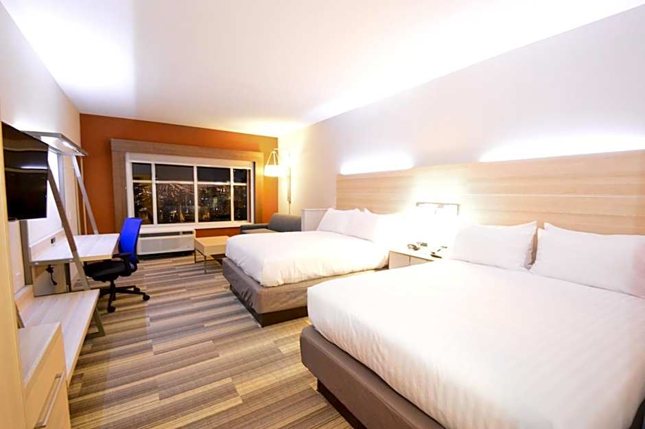 Holiday Inn Express & Suites Toledo South - Perrysburg by IHG