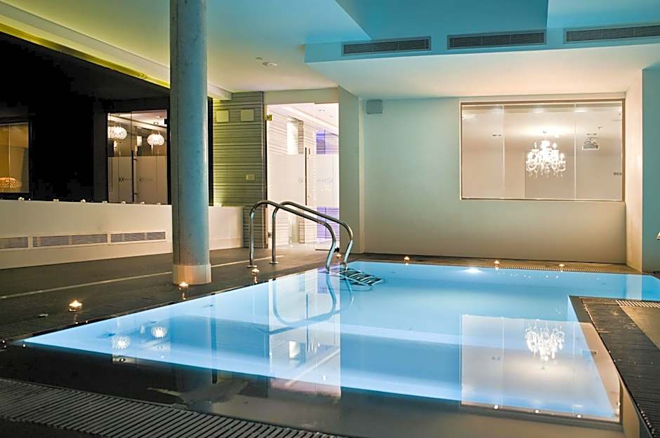 Kadrit Hotel