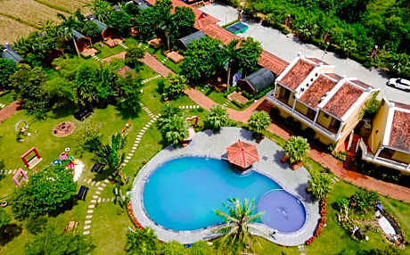 Doan Gia Resort