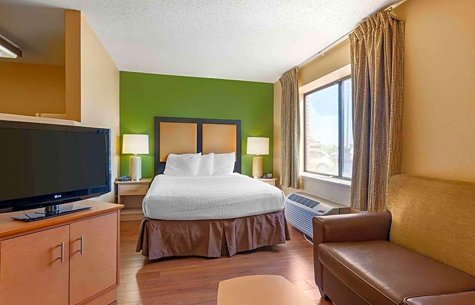 Extended Stay America Select Suites - Madison - Old Sauk Rd.