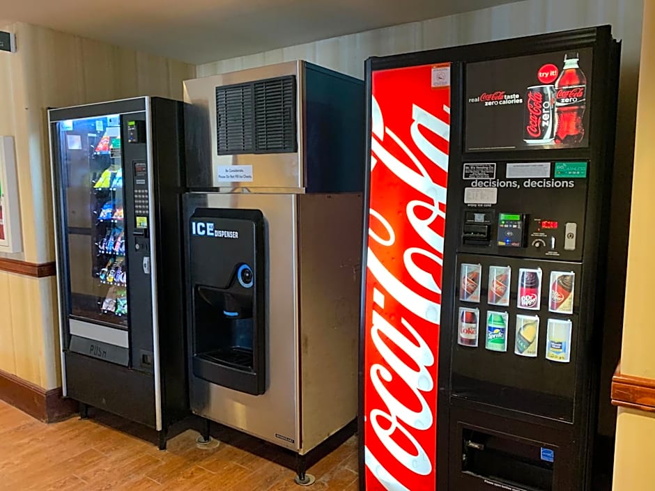 Hawthorn Extended Stay by Wyndham Hobbs