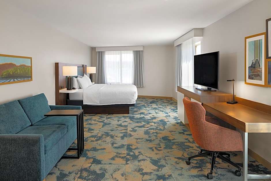 Hampton Inn & Suites Bremerton