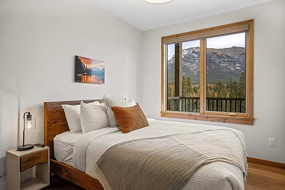 Spring Creek Luxury - managed by Little Sister Getaways