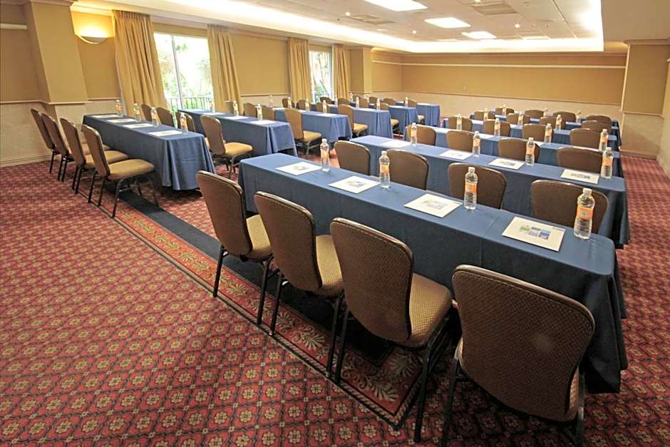 Holiday Inn Express - Monterrey - Tecnologico By IHG