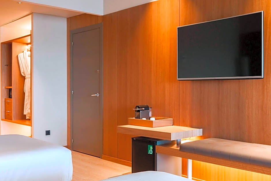 AC Hotel by Marriott Diagonal L´Illa