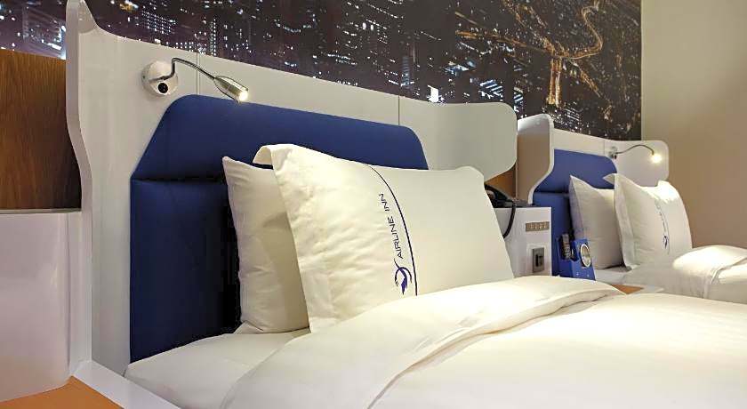 Airline Inn Taichung Green Park Way