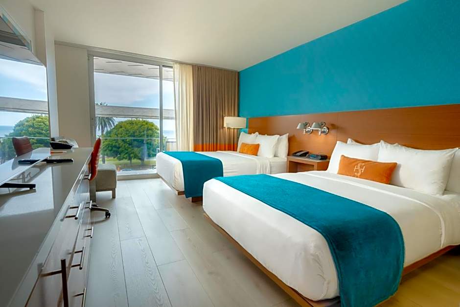 Shore Hotel