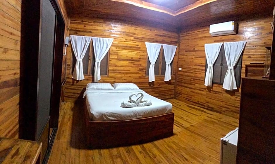 Whitehouse cafe&Guesthouse