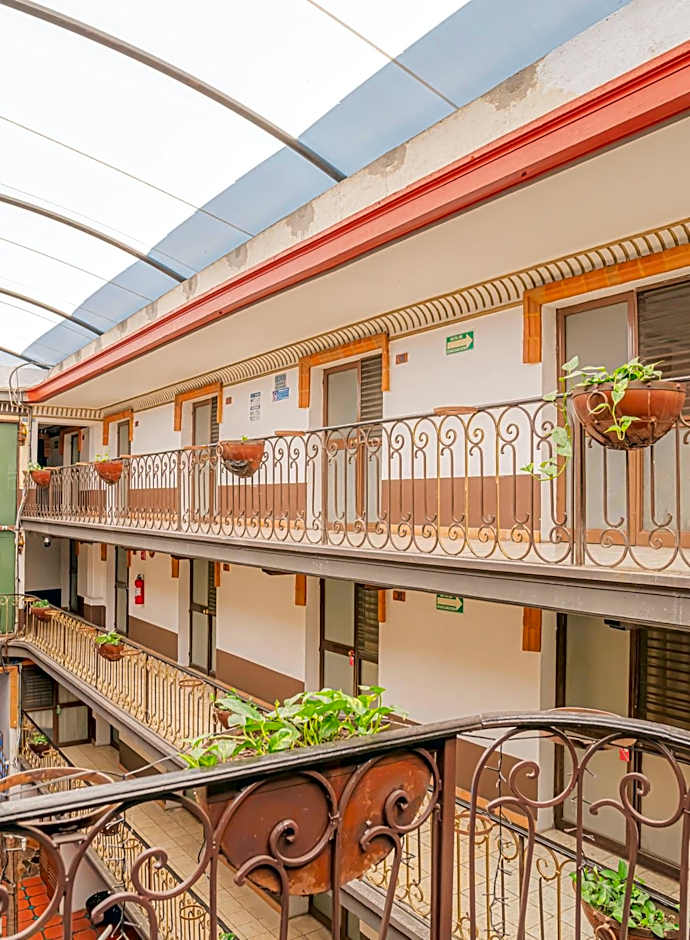 HOTEL ZAPOTLAN