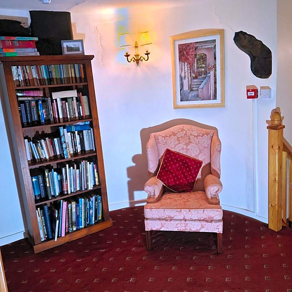 The Abbey Hotel & Apartments