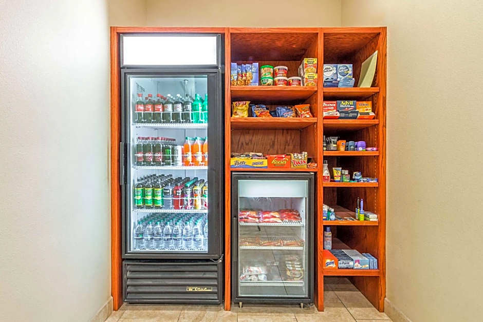 Ramada by Wyndham College Station