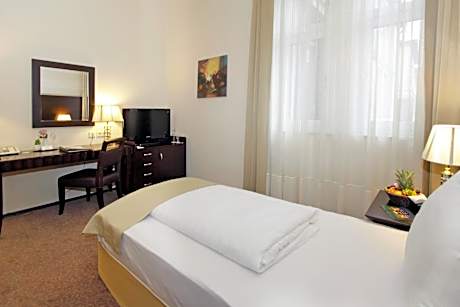 Small Single Room
