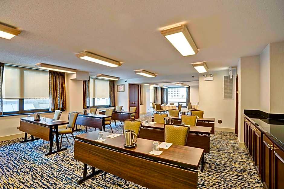 Homewood Suites By Hilton Chicago Downtown