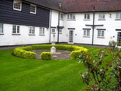 Barn Hotel London Ruislip