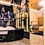 UNDERGROUND Jacuzzi Rooms