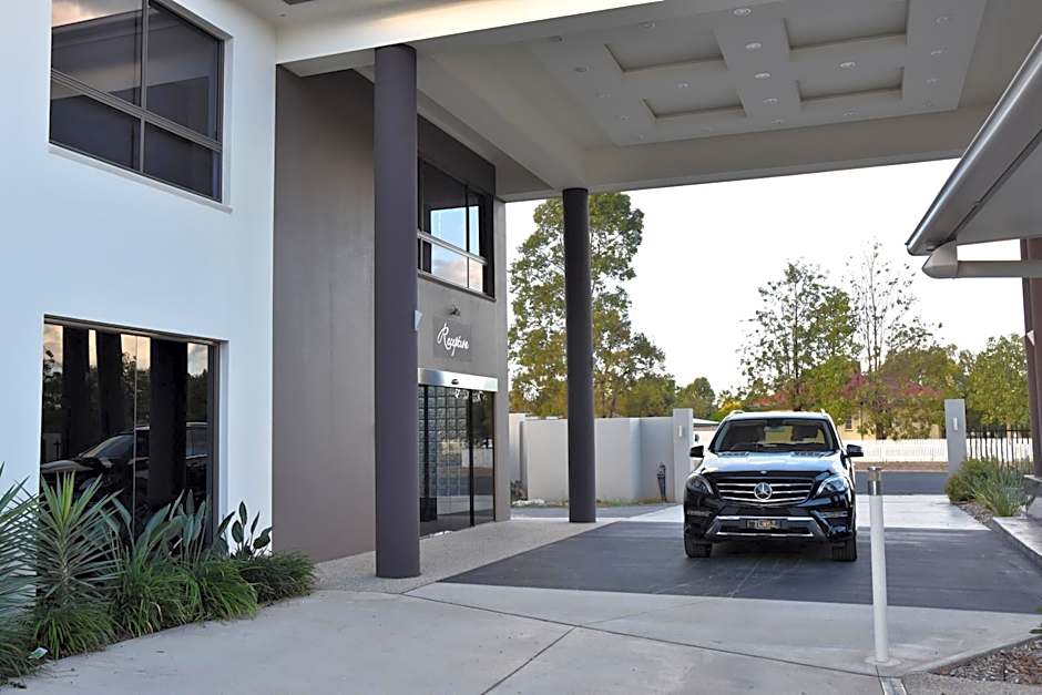 Western Downs Motor Inn