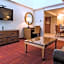 Howard Johnson by Wyndham Anaheim Hotel & Water Playground