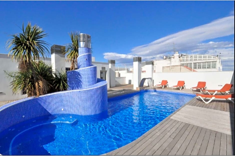 Monaco Family Apartments