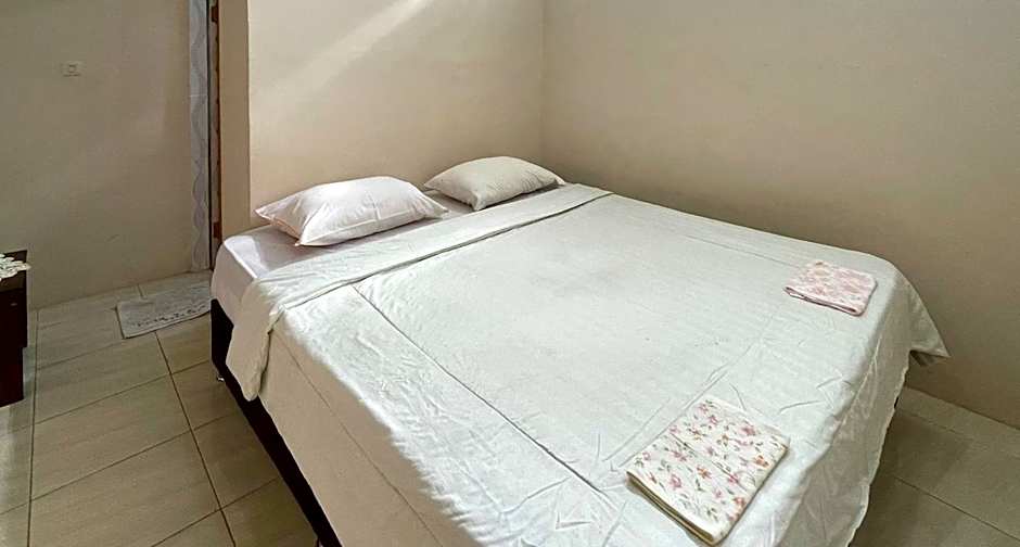 Valencia Homestay Redpartner