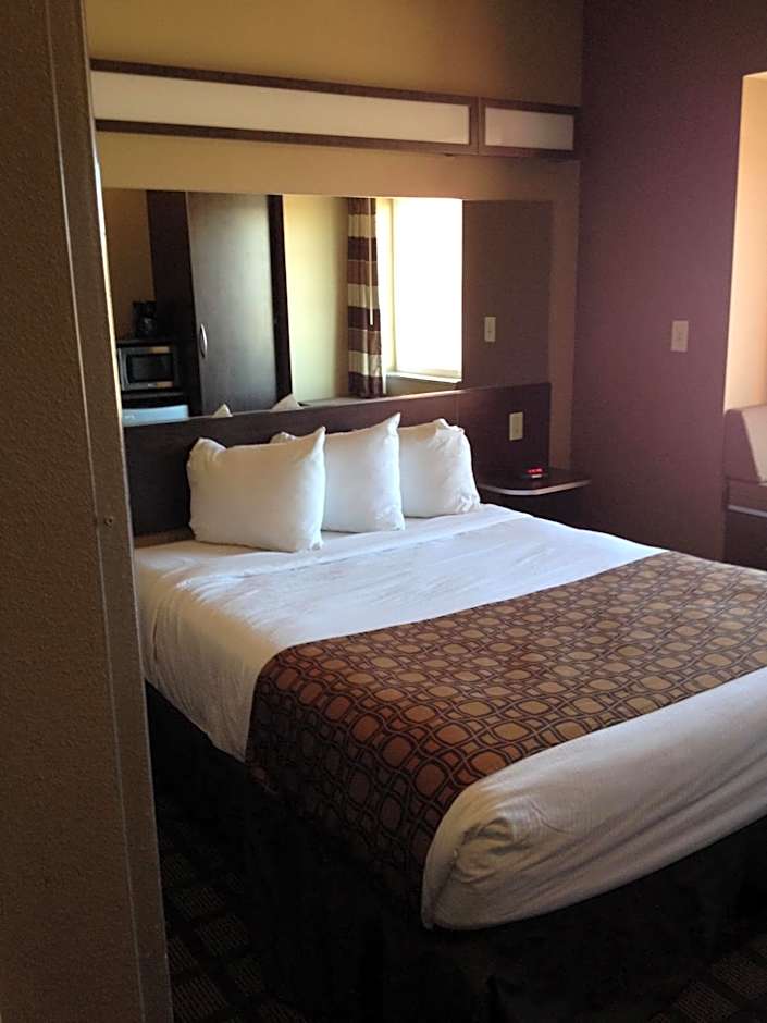 Microtel Inn & Suites By Wyndham Sidney