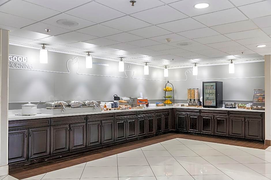 Elimwood Hotel, A Ramada by Wyndham