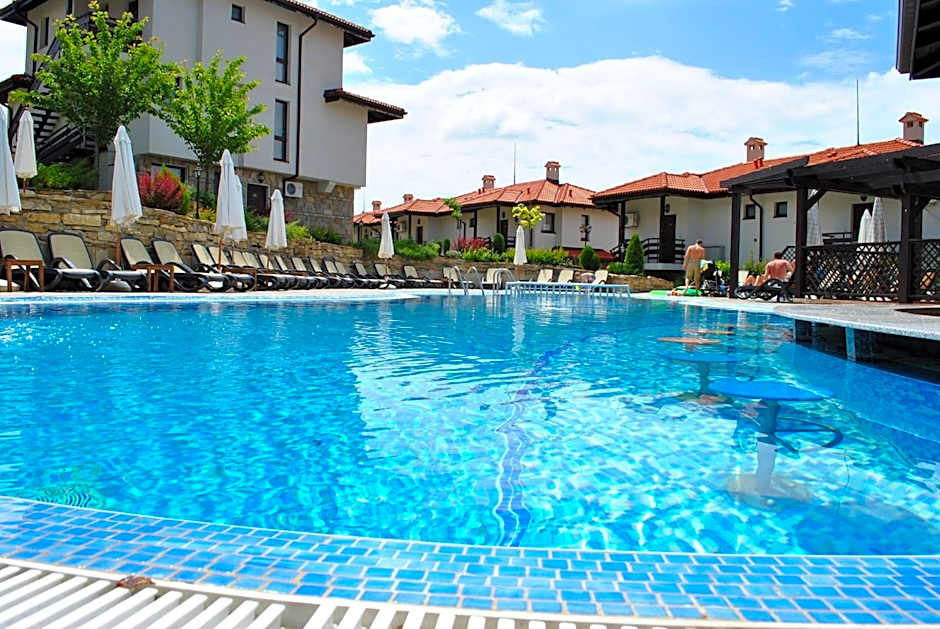 Bay View Villas - Luxury Villas & Apartments