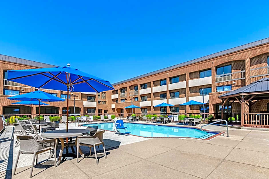 Comfort Suites Chesapeake - Norfolk