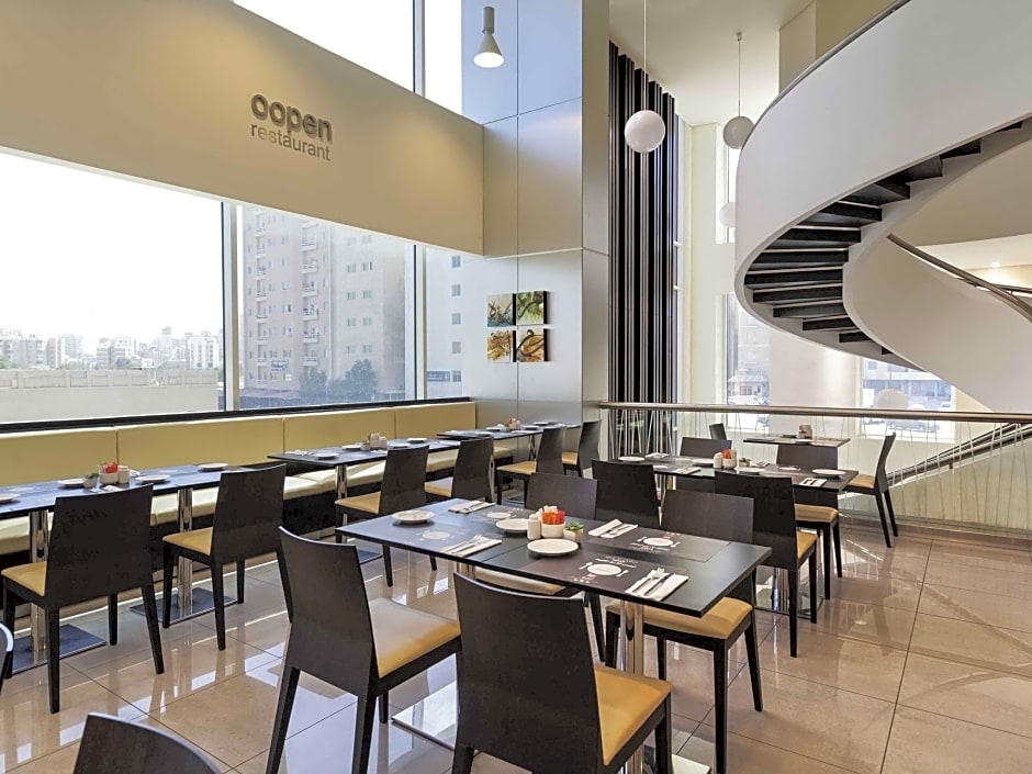 Ibis Sharq Hotel