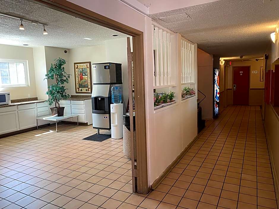 Grand Inn