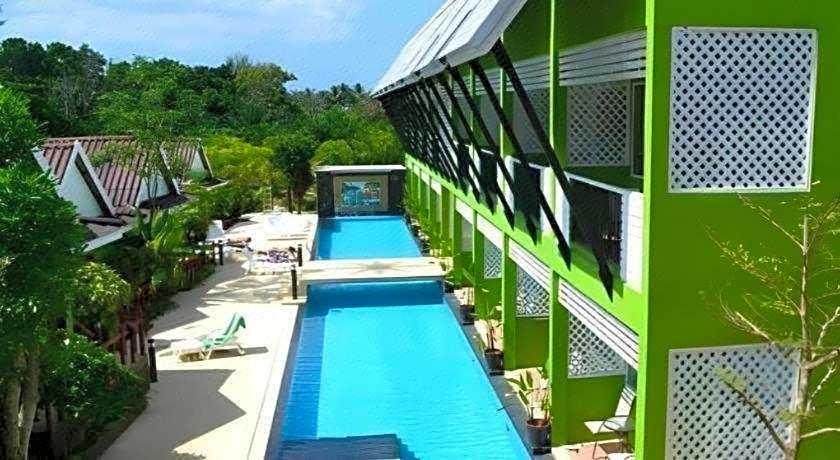 Khaolak C-nior Bungalows