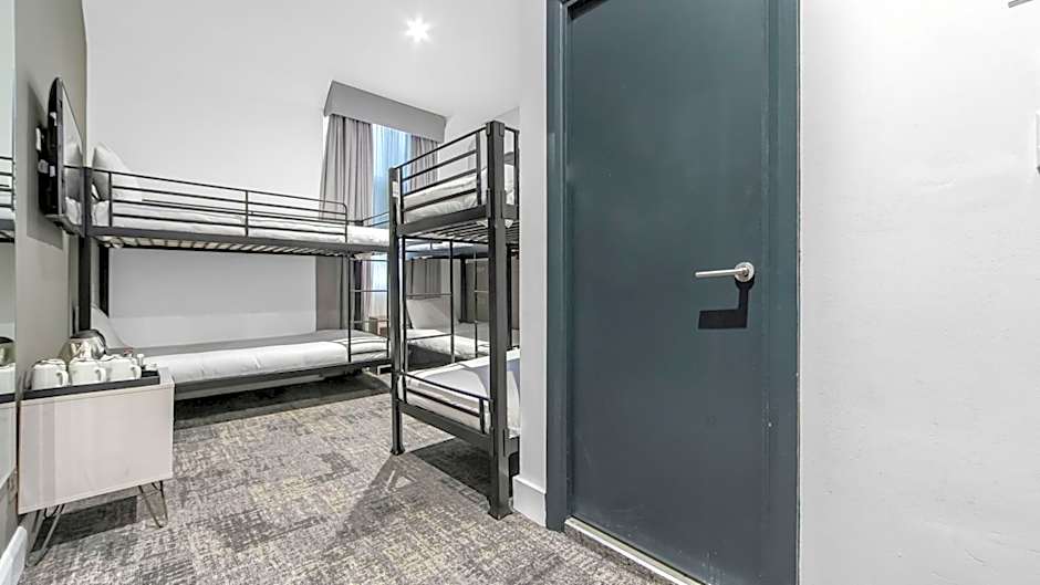 Heeton Concept Hotel - Kensington London