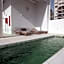 Vain Boutique Hotel
