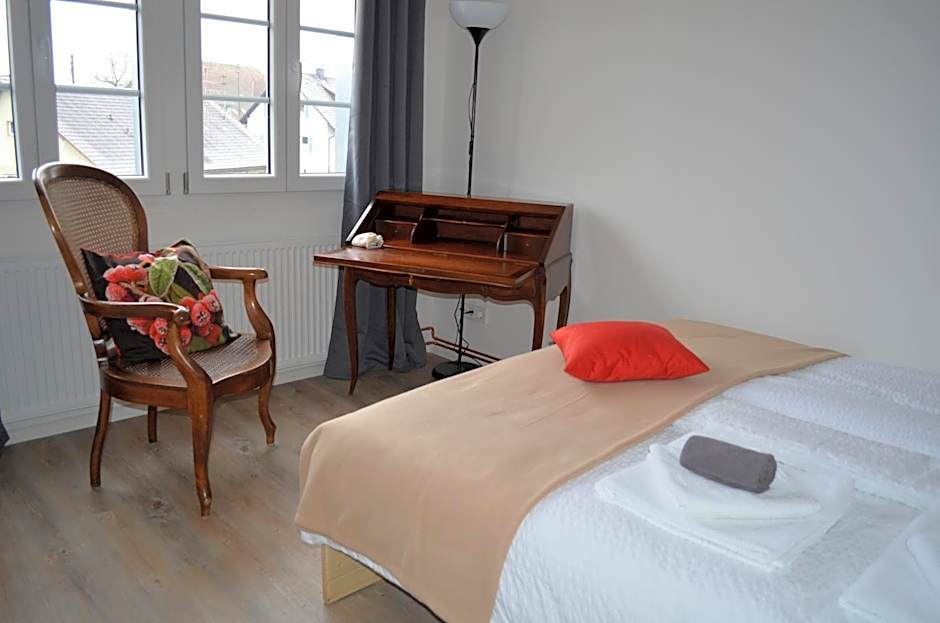 Hotel "Cafe Verkehrt" - Wellcome Motorbiker, Berufsleute und Reisende im Schwarzwald