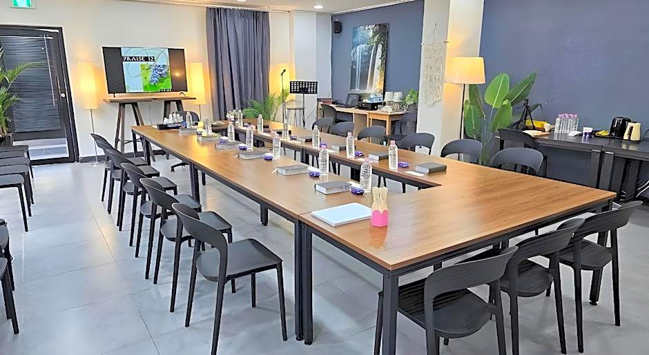 Chun Ji yeon Crystal Hotel