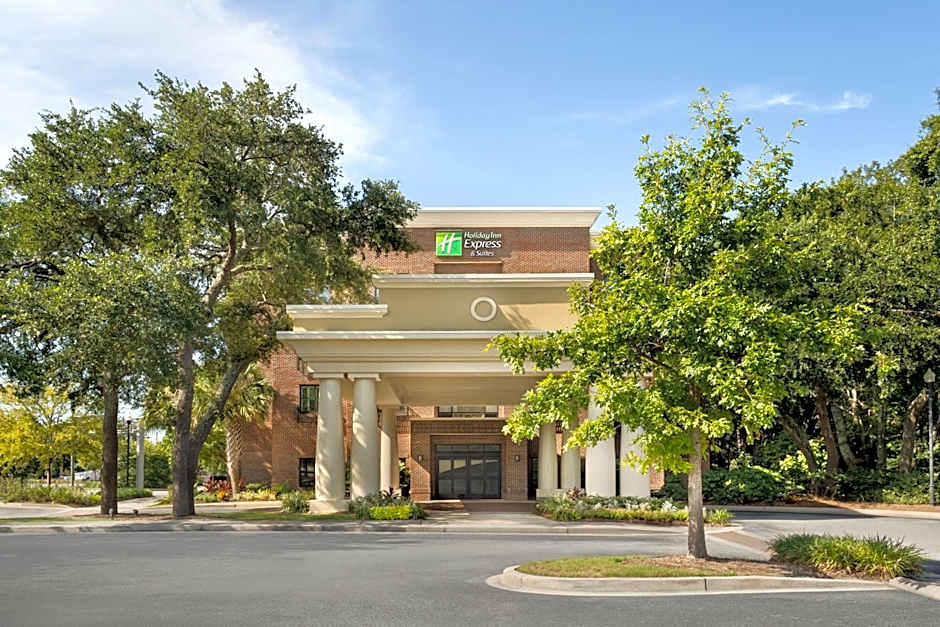 Holiday Inn Express Hotel & Suites Mount Pleasant - Charleston By IHG