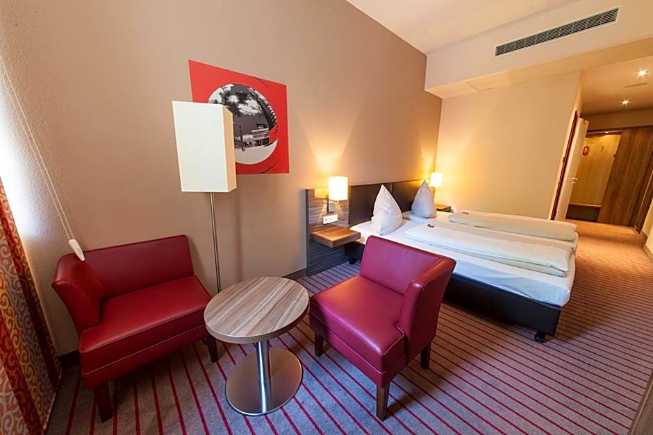 Novina Hotel Tillypark
