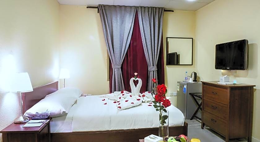 Palms Lily Hotel Suites