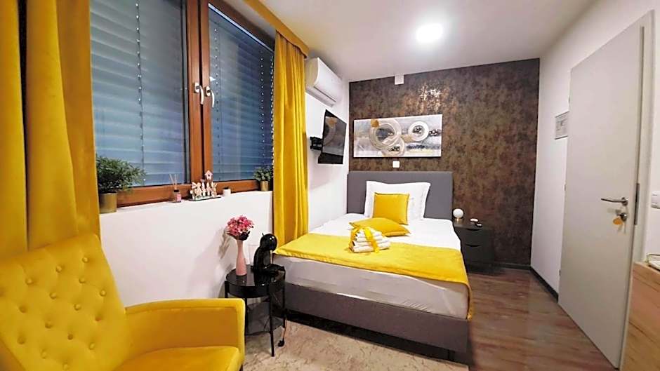 Arcobaleno Apartments & Rooms